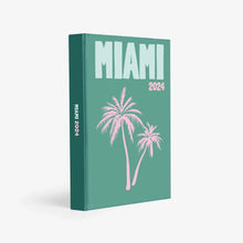 Load image into Gallery viewer, Londonsac PhotoBook - Create your own Travel Photobook
